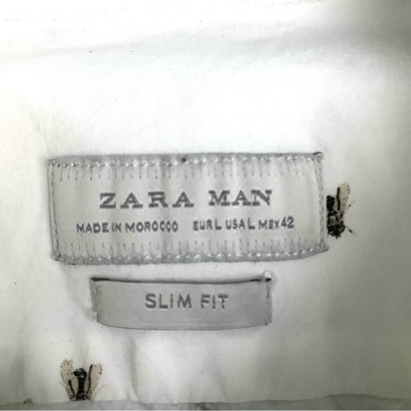 Zara Man Slim Fit Button Up White Shirt L Polka Dot Flies Unique Beelzebub Flies - Picture 5 of 8